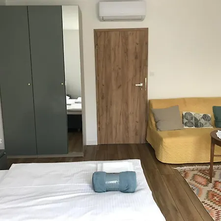 Apartamenty Tarcal